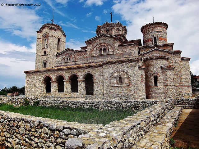 Inside Macedonian Orthodox Churches - Mobal